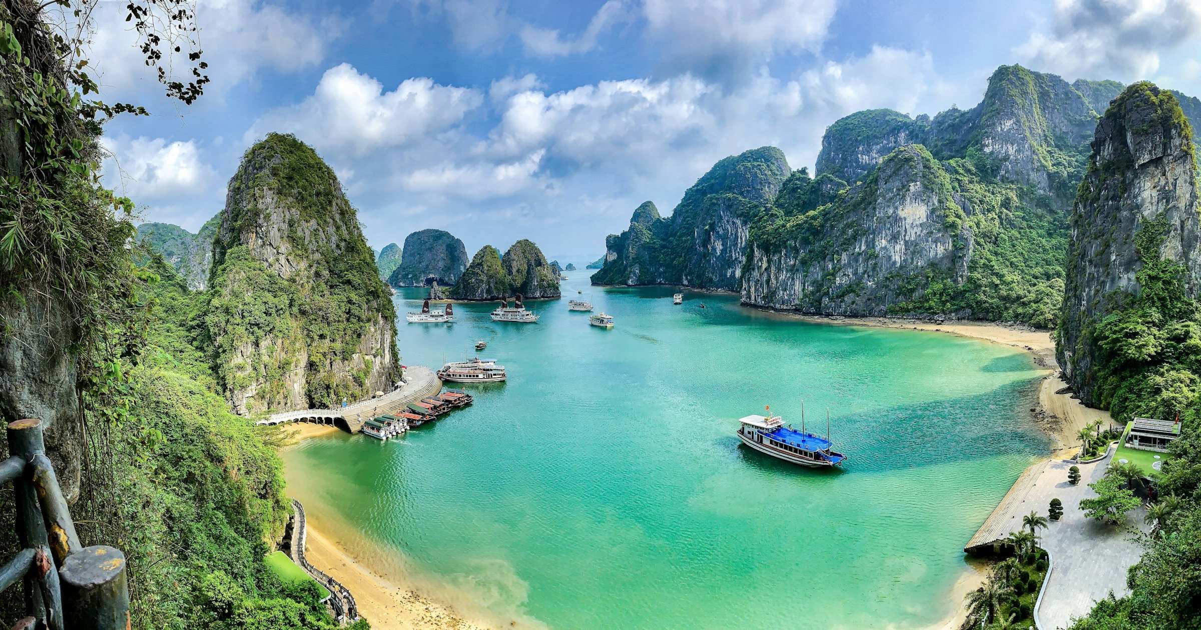 Ha Long Bay panoramic view with limestone karsts and emerald waters, Vietnam